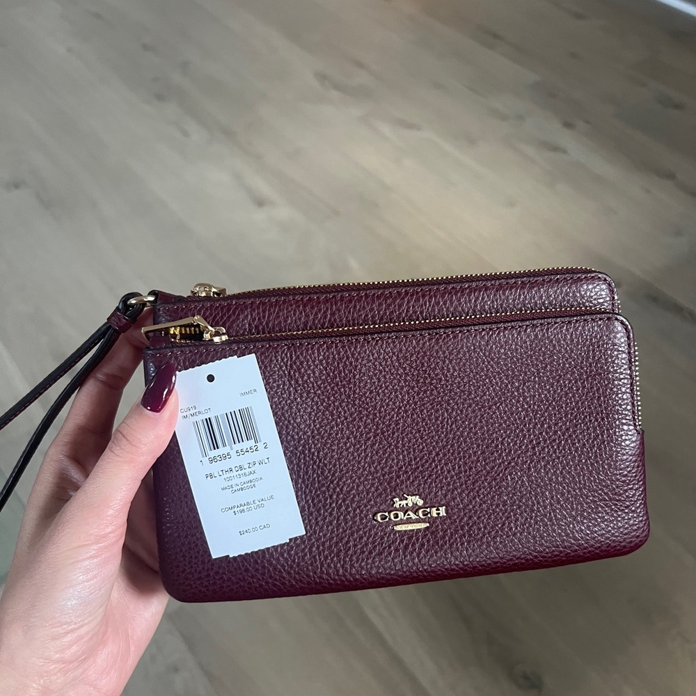 Coach Double Zip Wallet pebbled leather/Gold/Merlot